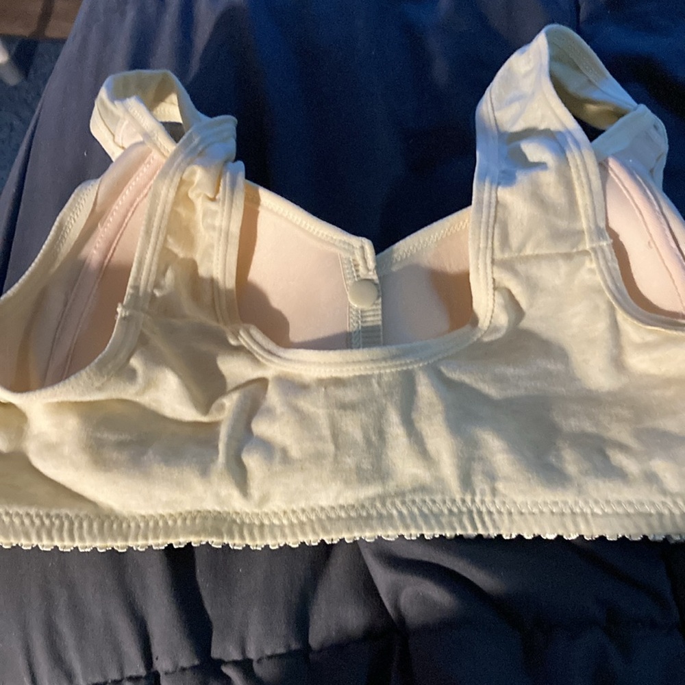 Front snapping bra. Never worn. - Picture 3 of 4